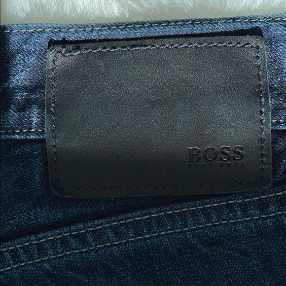 EUC Men’s Hugo Boss Blue Jeans - Picture 5 of 7